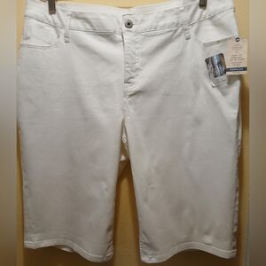 St. John's Bay White Bermuda Shorts Relaxed Fit Knee-Length